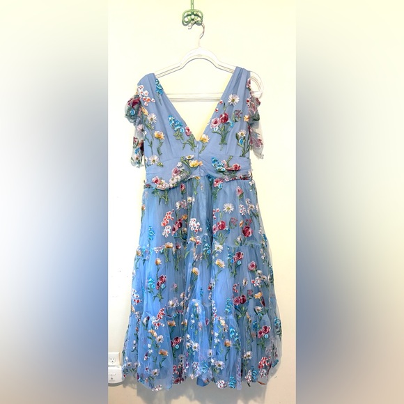 New JessaKae Margaret v-neck embroidered floral midi dress in blue - Picture 9 of 10